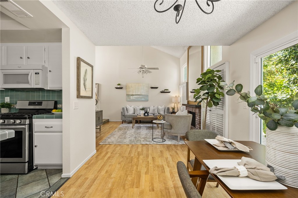 630 W Palm Avenue 54