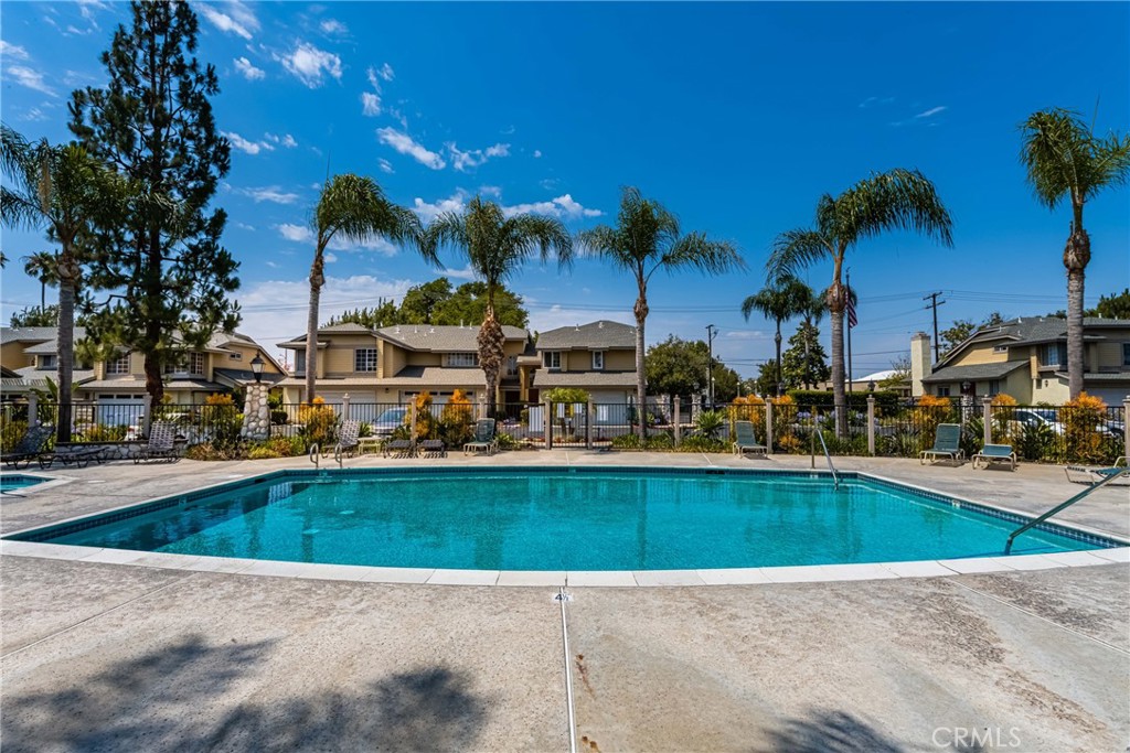 630 W Palm Avenue 54