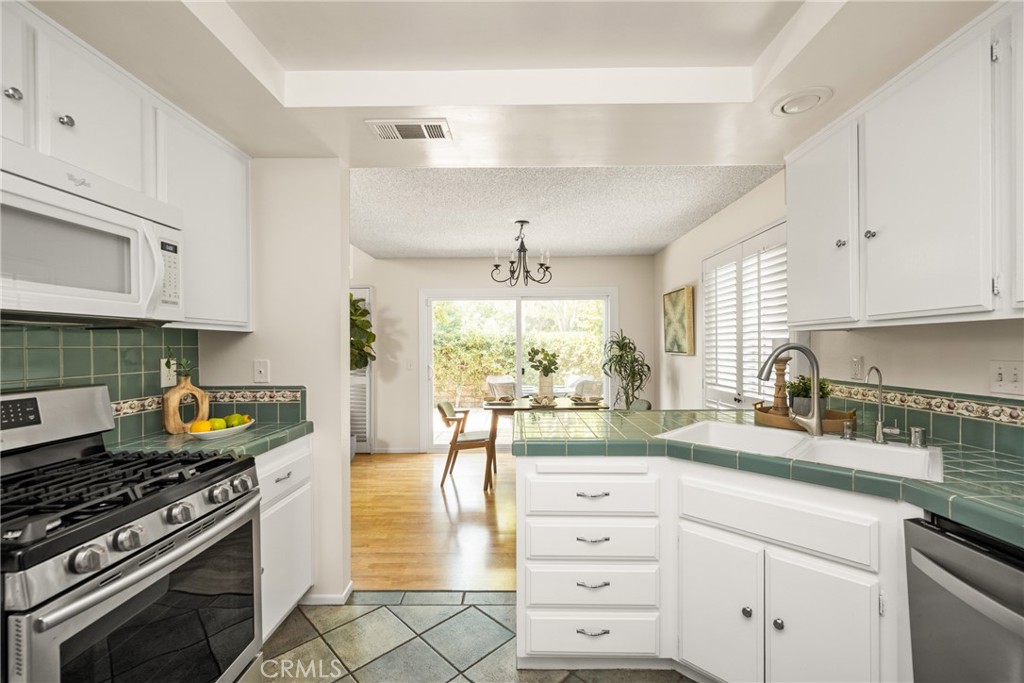 630 W Palm Avenue 54