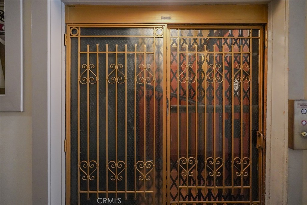 325 W 3rd Street 107