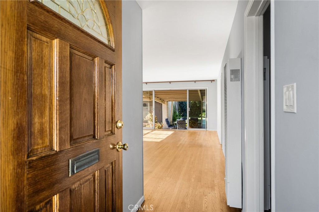 917 W Palmyra Avenue