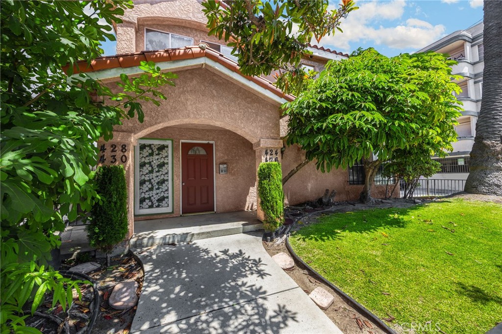 426 Daisy Avenue