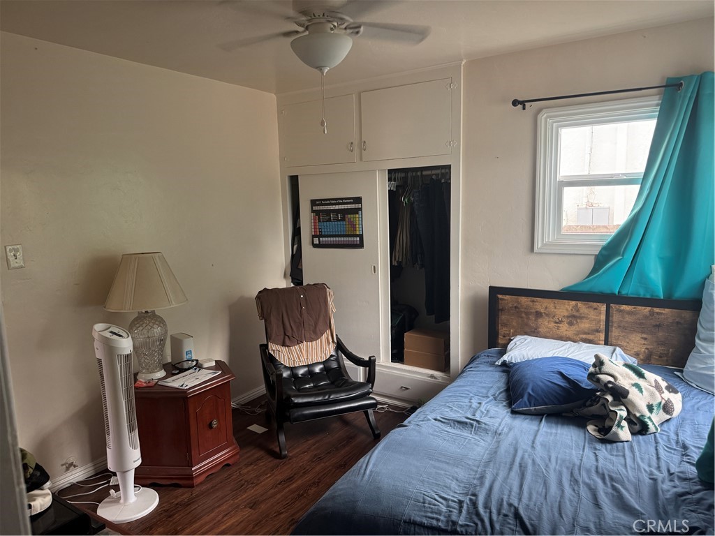 504 E Wisteria Place