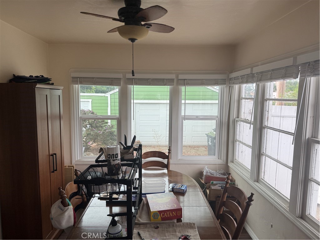 504 E Wisteria Place