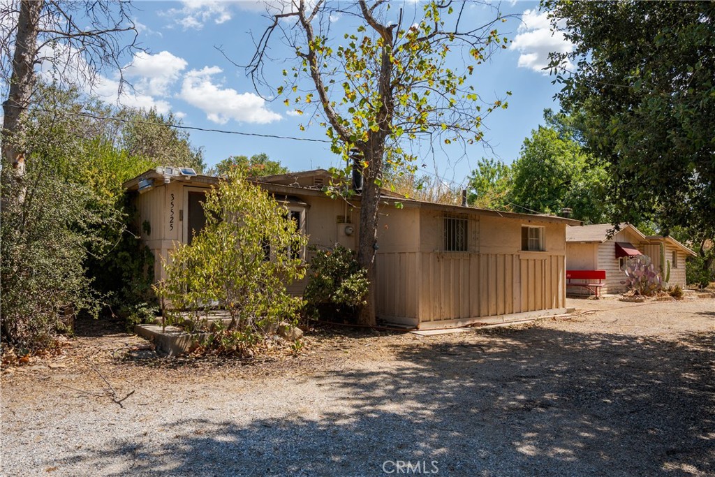 35525 Wildwood Canyon Rd