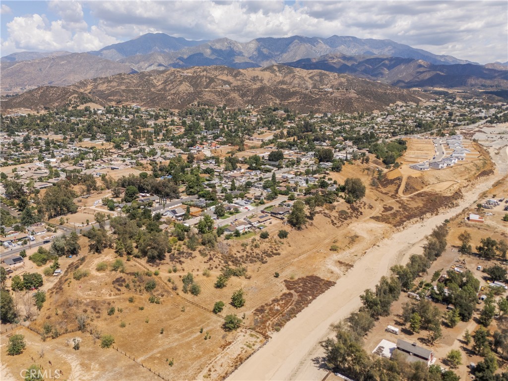35525 Wildwood Canyon Rd