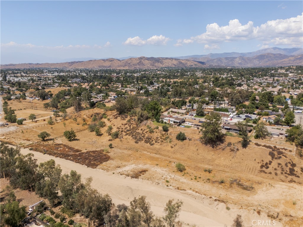 35525 Wildwood Canyon Rd