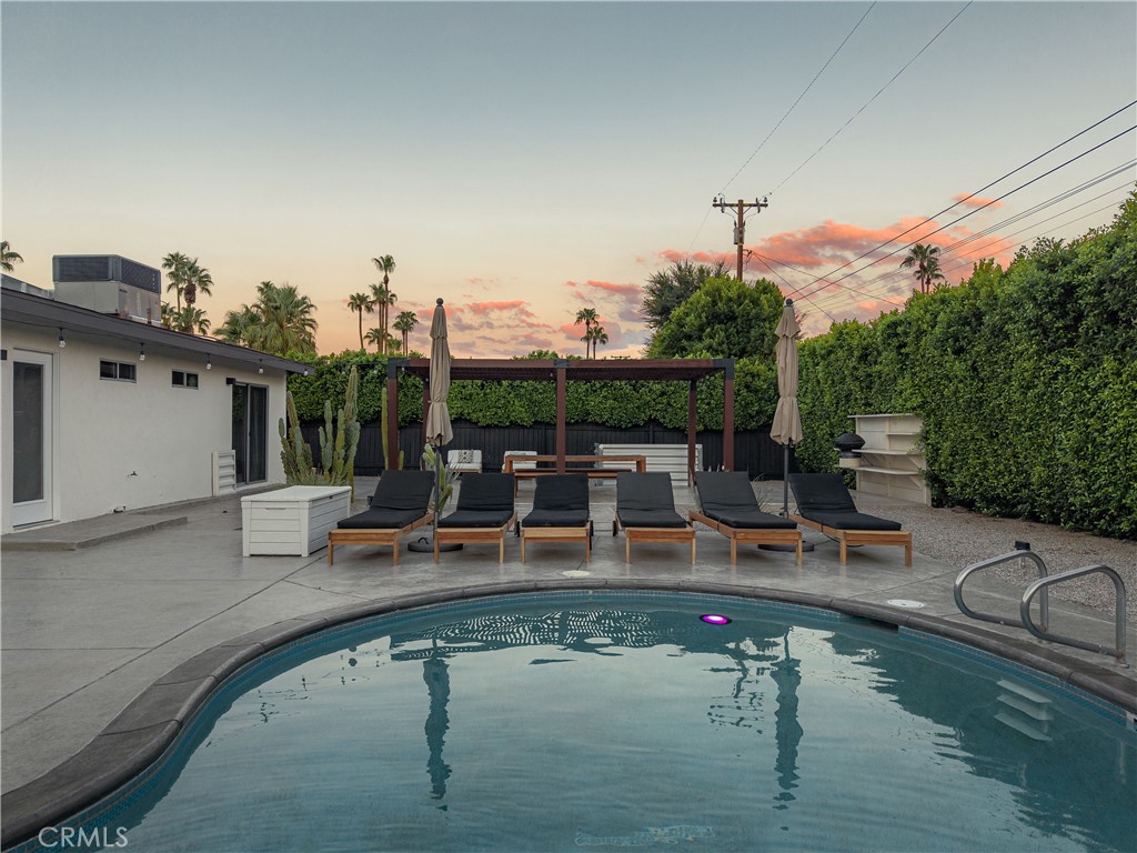 2079 2079 Paseo Roseta