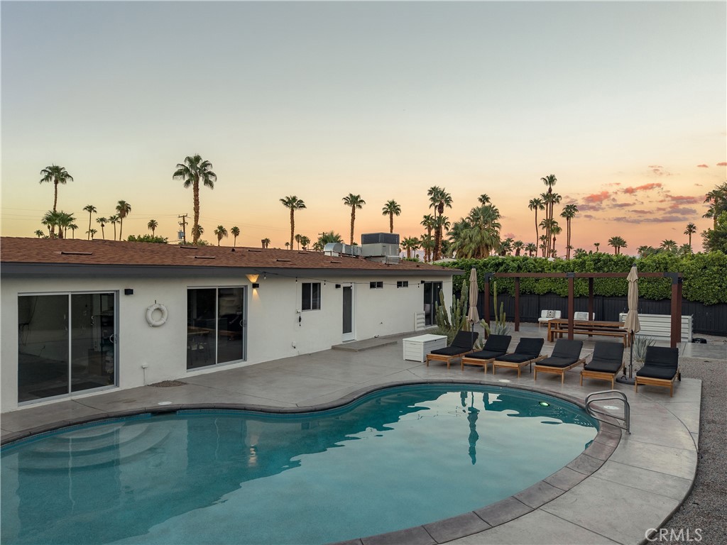 2079 2079 Paseo Roseta