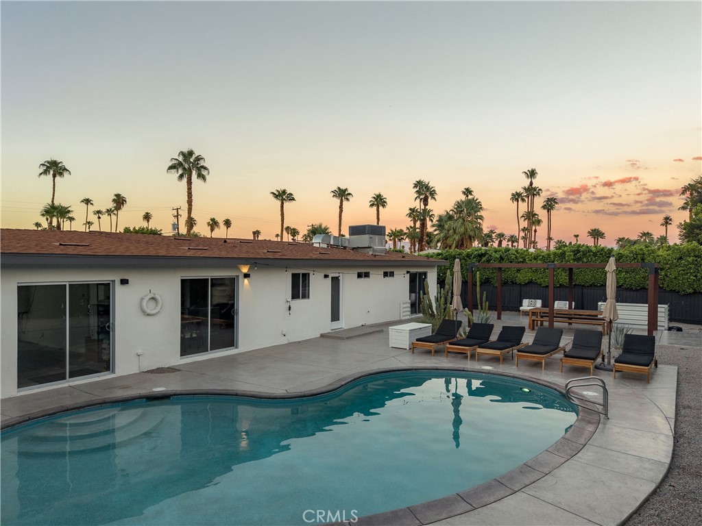 2079 2079 Paseo Roseta