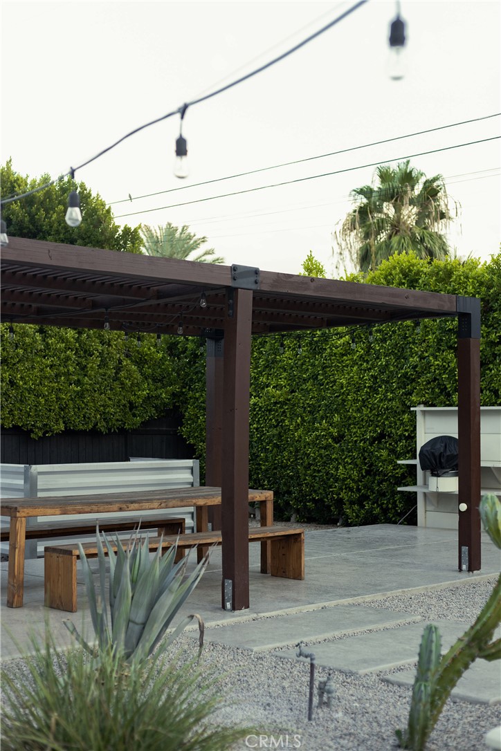 2079 2079 Paseo Roseta