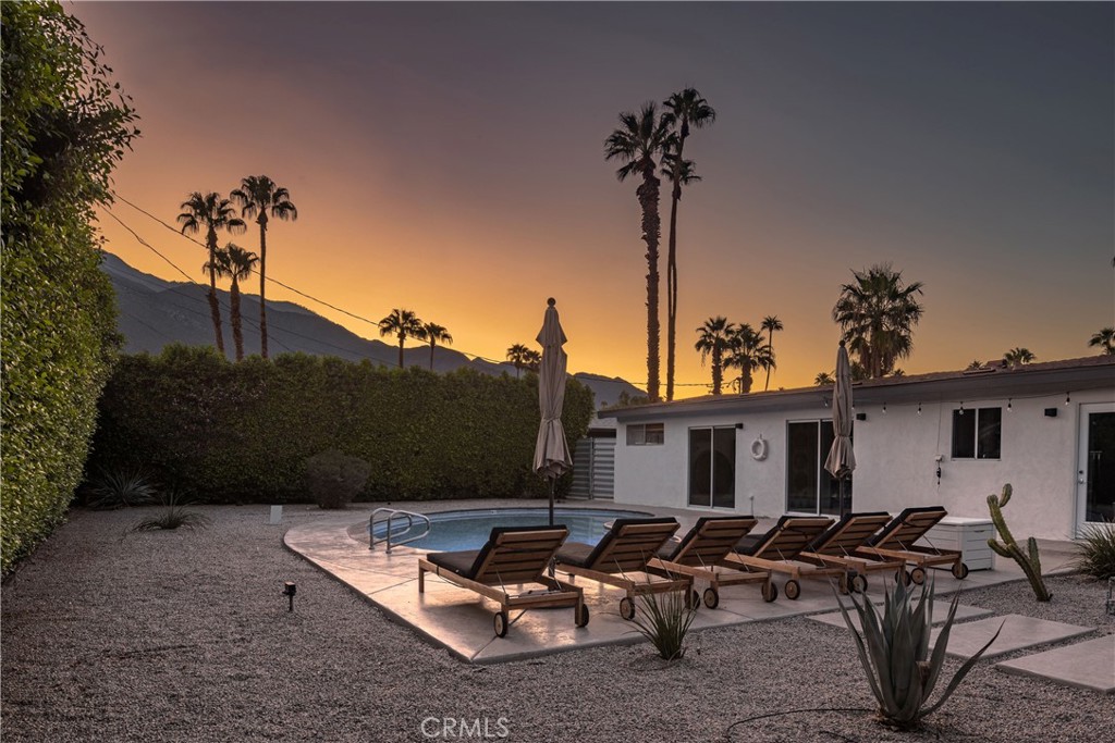 2079 2079 Paseo Roseta