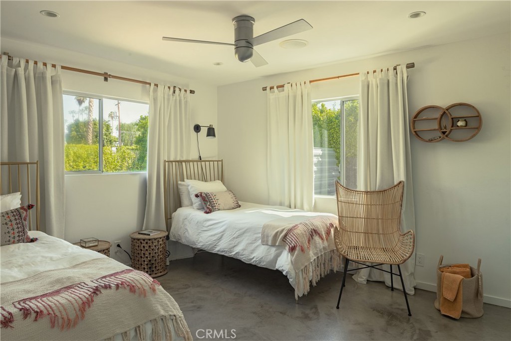 2079 2079 Paseo Roseta