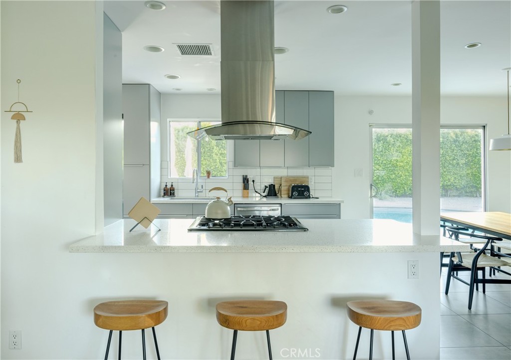 2079 2079 Paseo Roseta