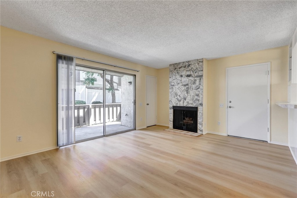 2813 S Fairview Street G