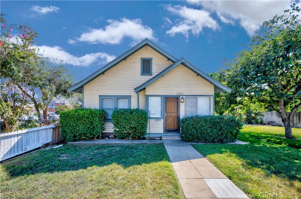 358 E 11th