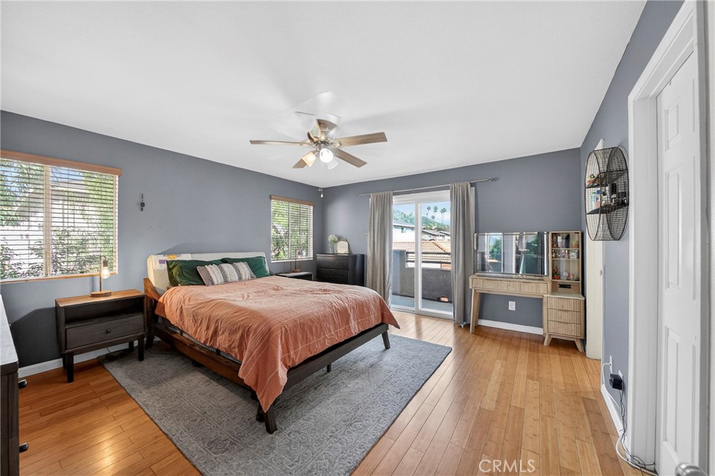 1215 N San Gabriel 309