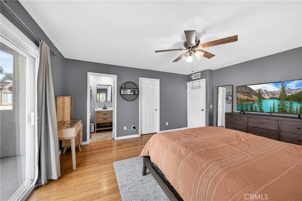 1215 N San Gabriel 309