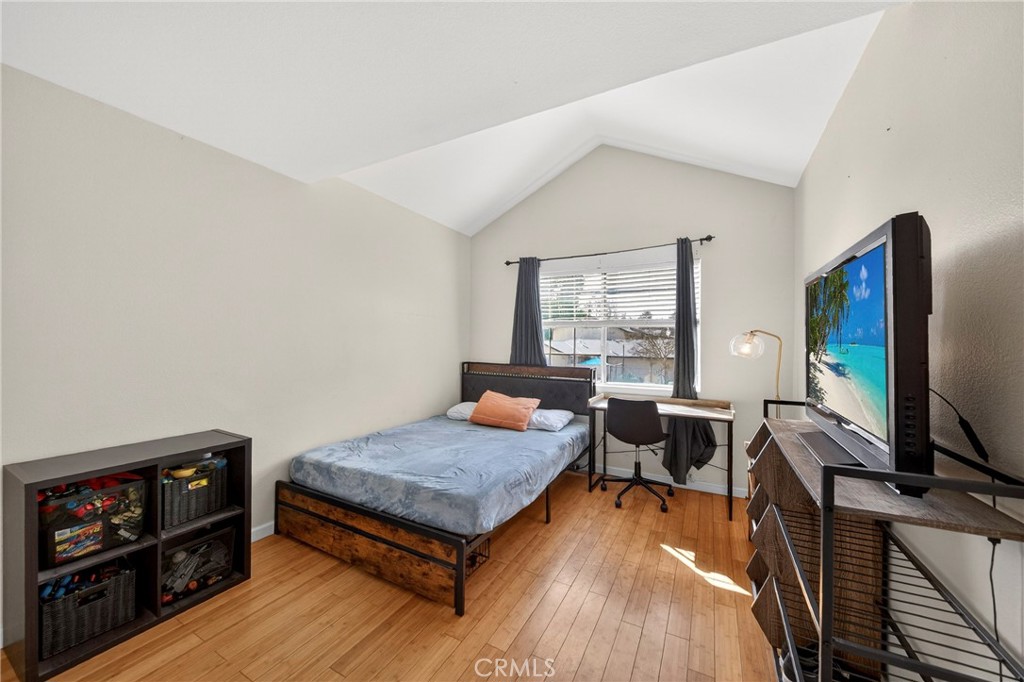 1215 N San Gabriel 309