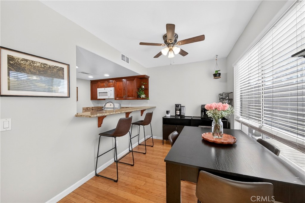 1215 N San Gabriel 309