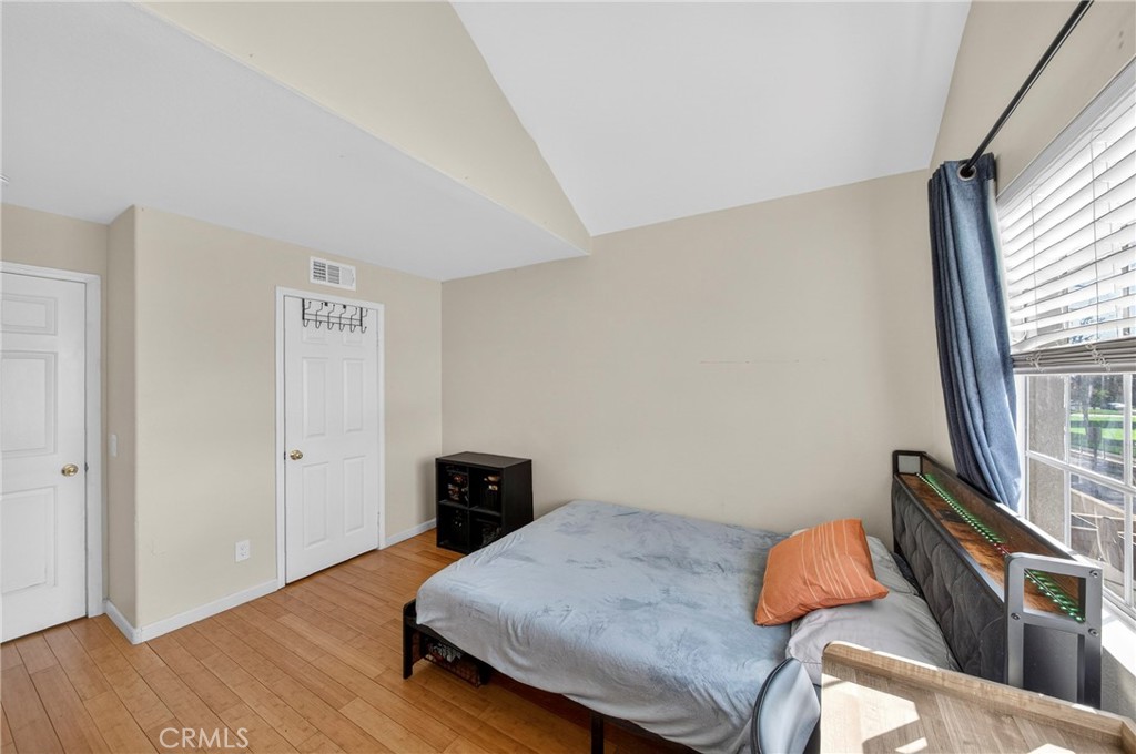 1215 N San Gabriel 309