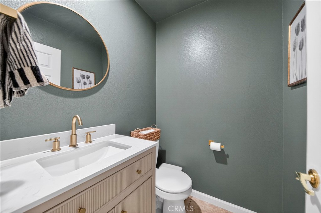 1215 N San Gabriel 309