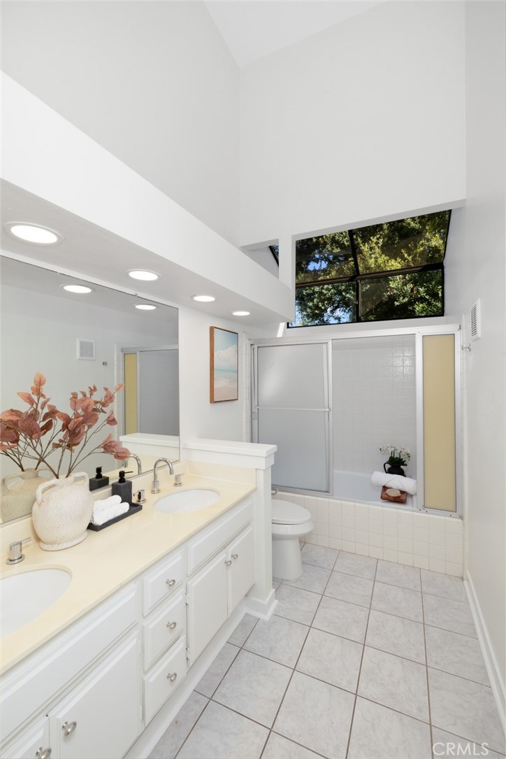 17202 Corbina Ln 202