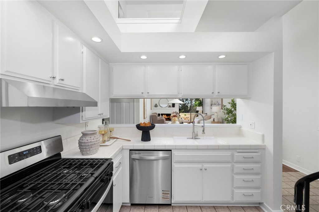 17202 Corbina Ln 202