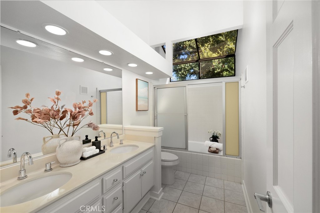 17202 Corbina Ln 202