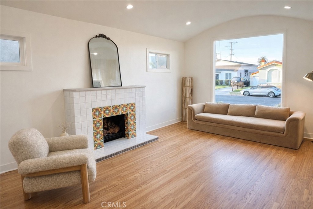 2014 W 84th Street