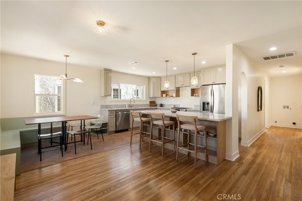 2014 W 84th Street