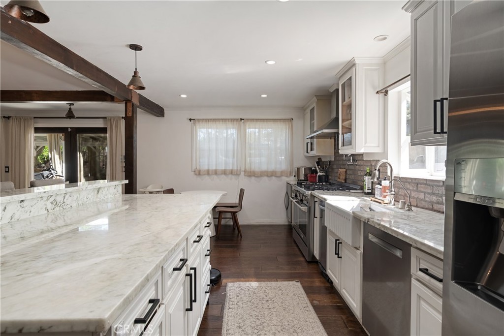 3791 Multiview Drive