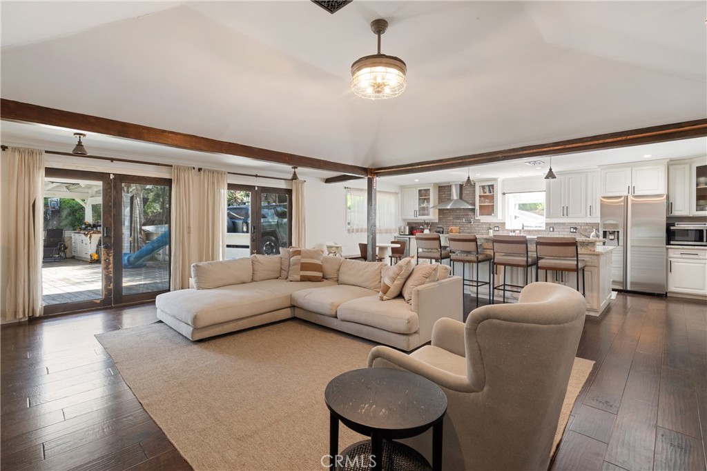3791 Multiview Drive