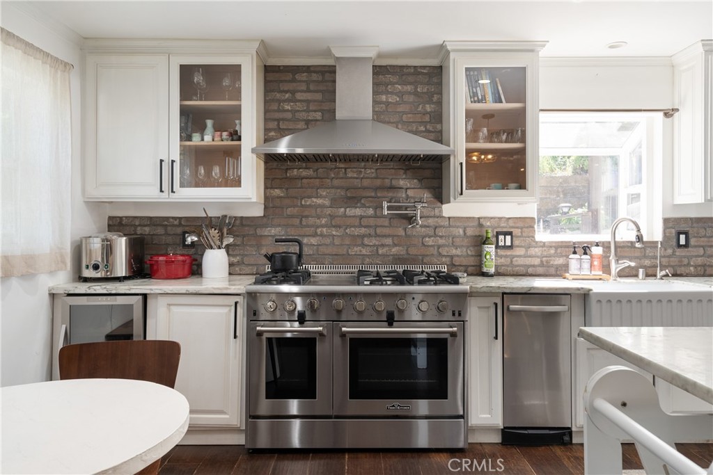 3791 Multiview Drive