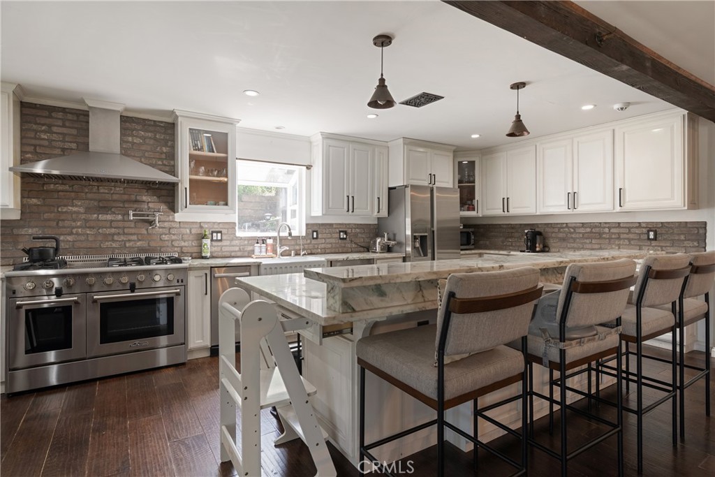 3791 Multiview Drive