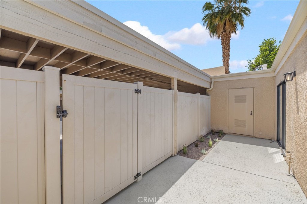 69745 Encanto Court