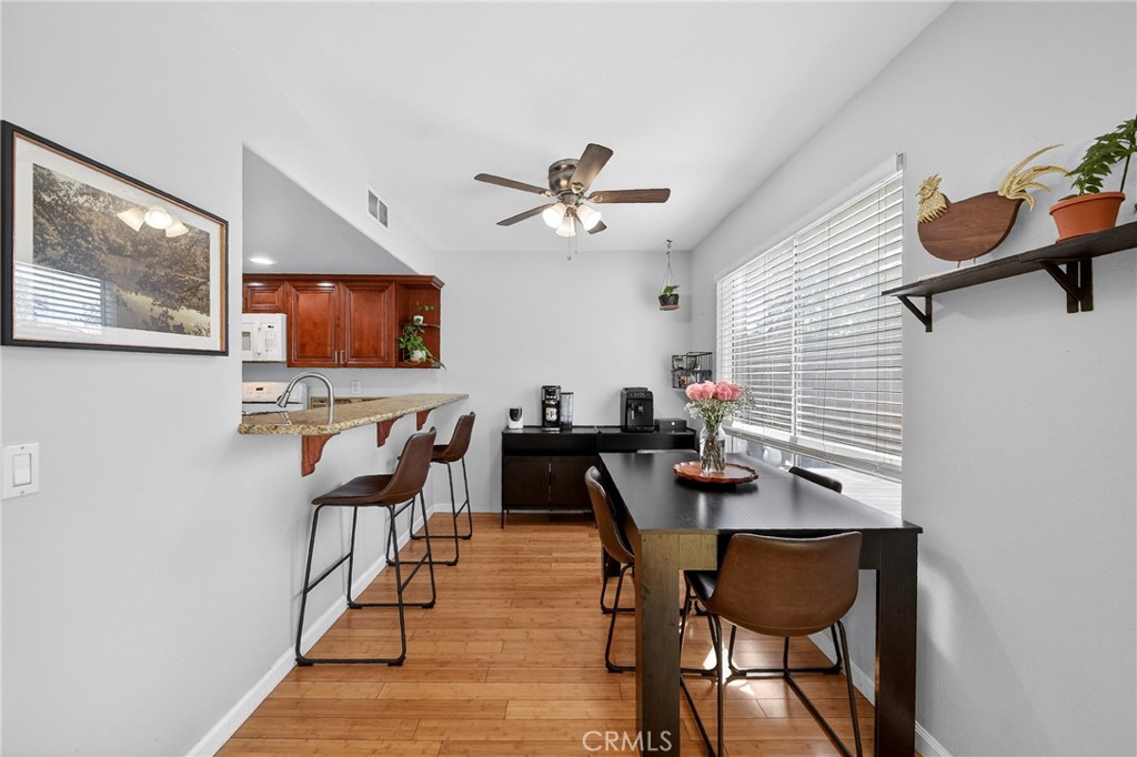 1215 N San Gabriel