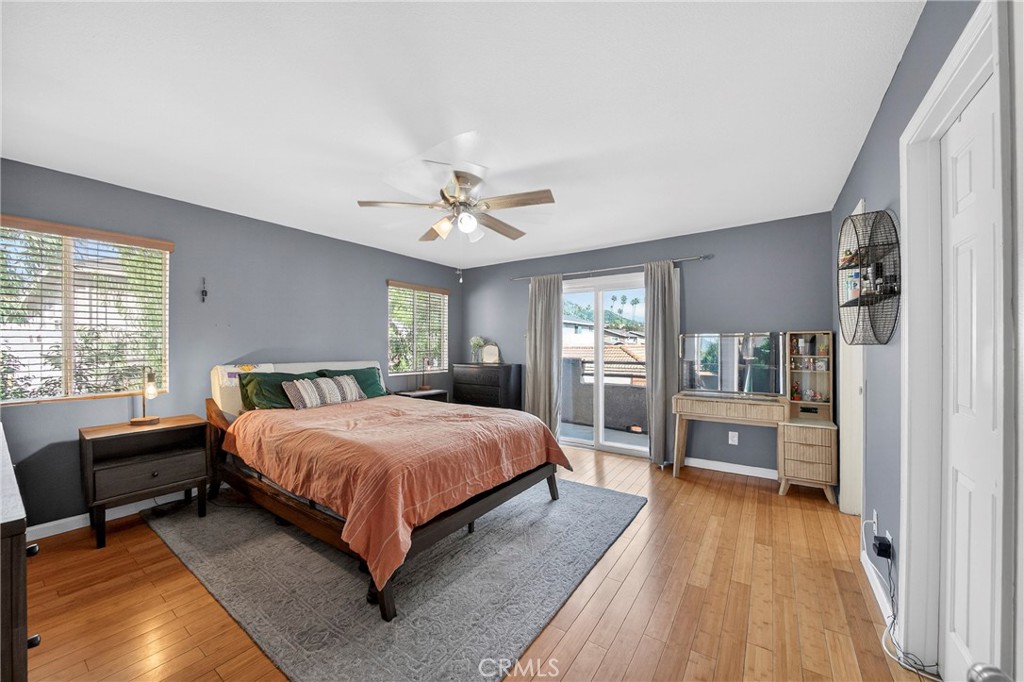 1215 N San Gabriel