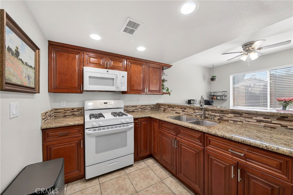 1215 N San Gabriel