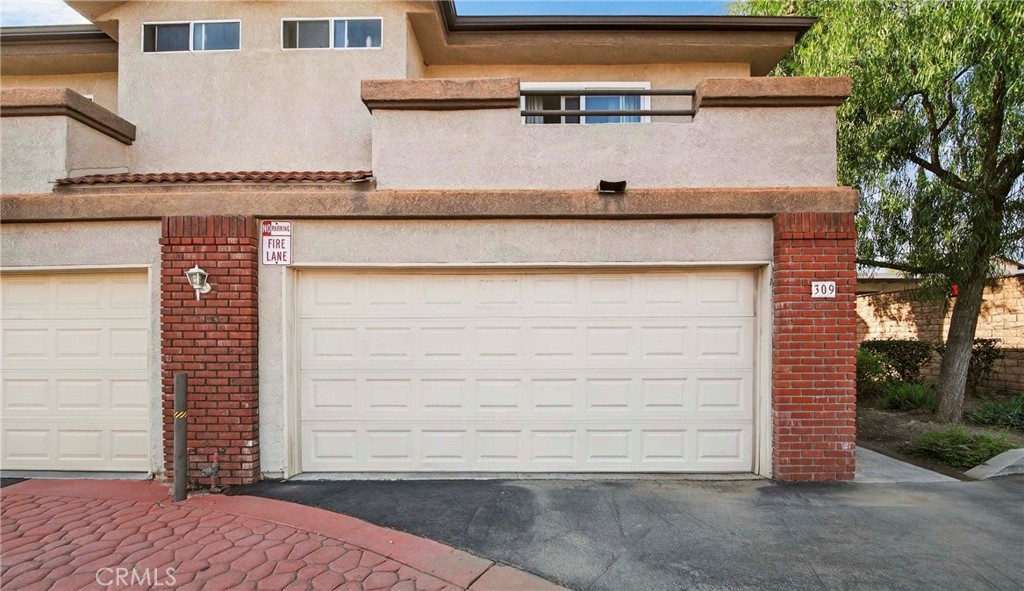 1215 N San Gabriel