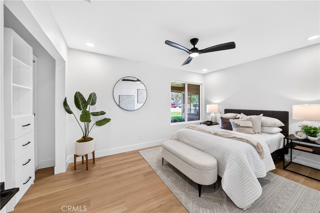 10033 Brookshire