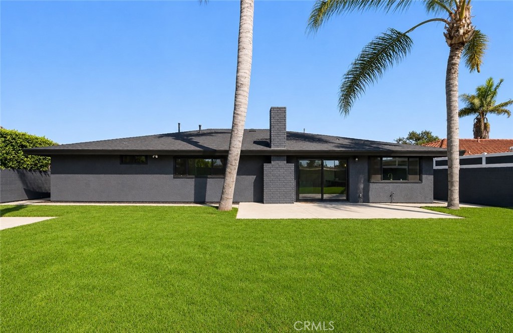 10033 Brookshire