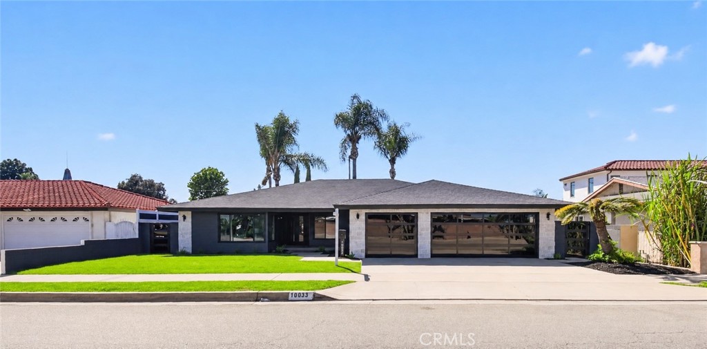 10033 Brookshire