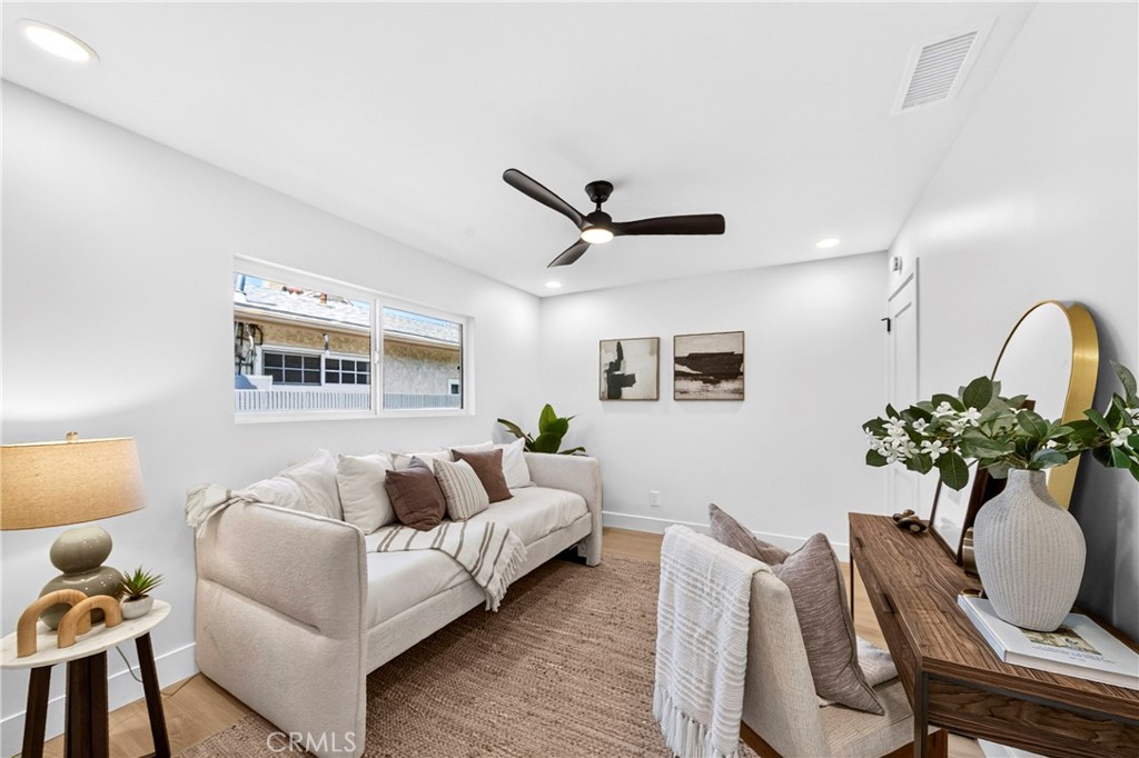 10033 Brookshire