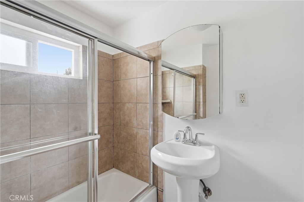 1785 W 36th