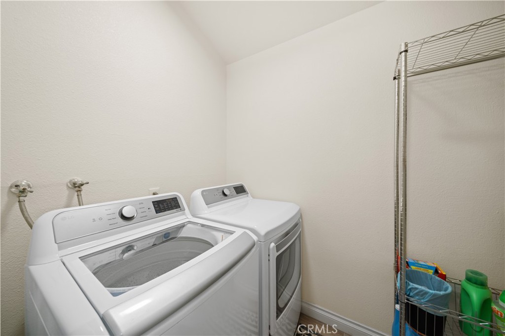 323 W Dawson Court
