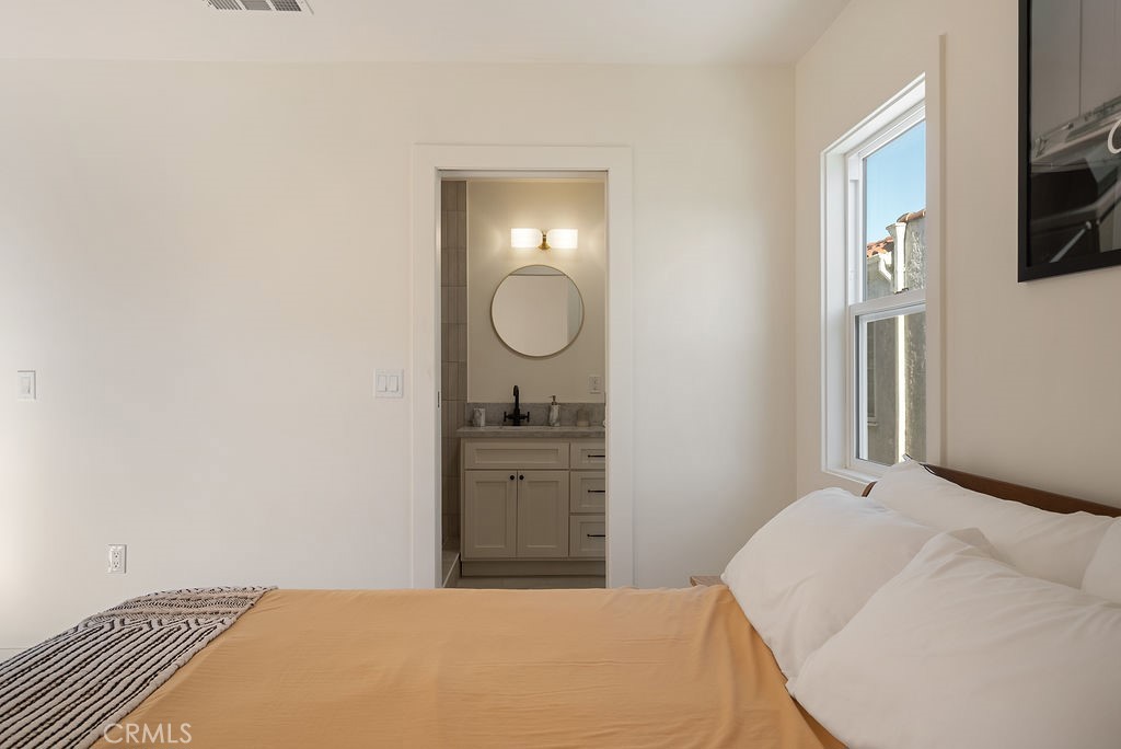 2014 W 84th Street