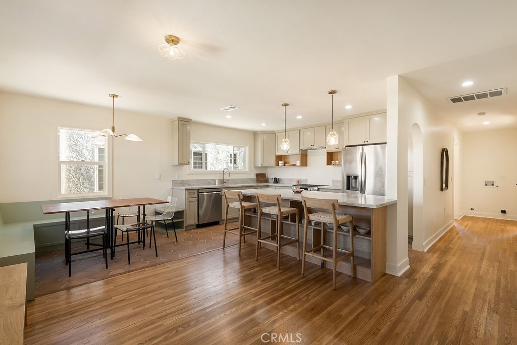 2014 W 84th Street