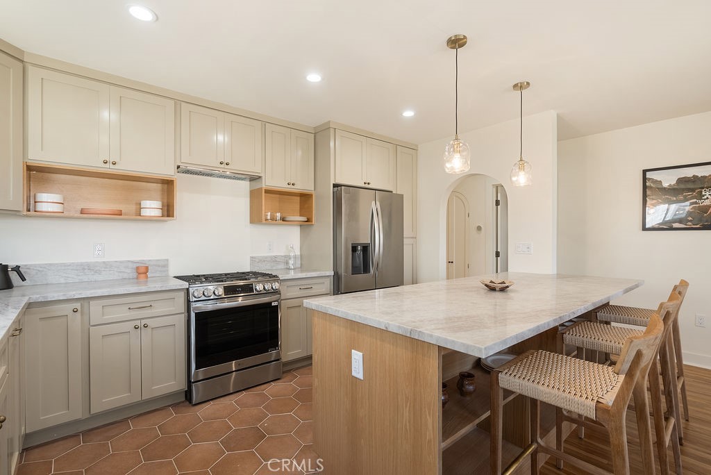 2014 W 84th Street