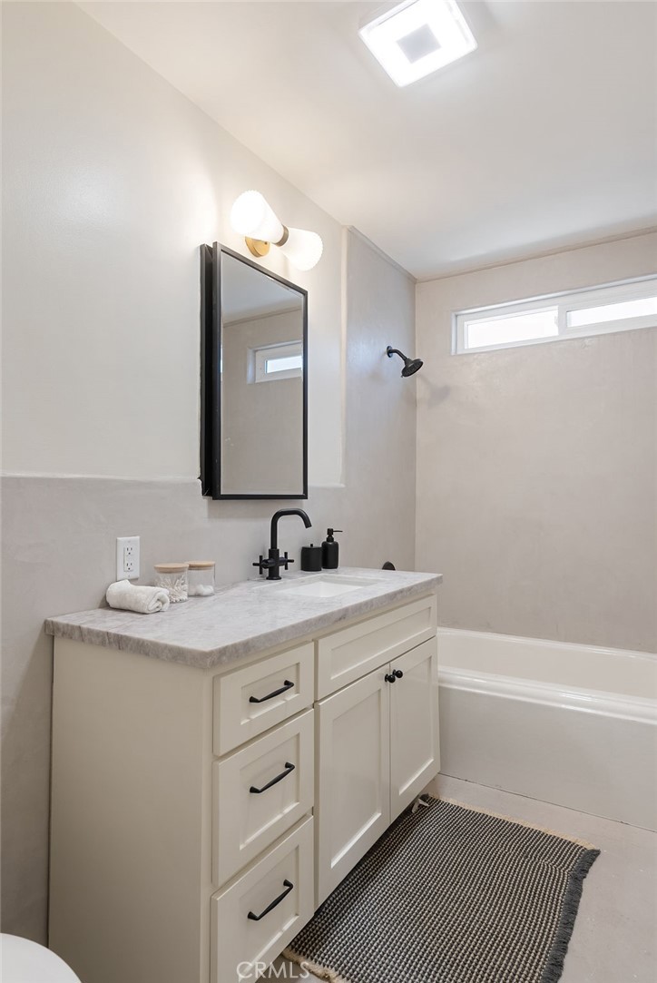 2014 W 84th Street